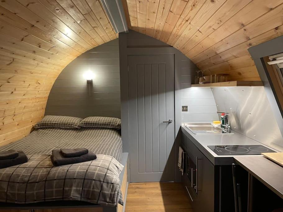 Bonny Wee Snug - Pod In Spean Bridge Apartment Exterior photo