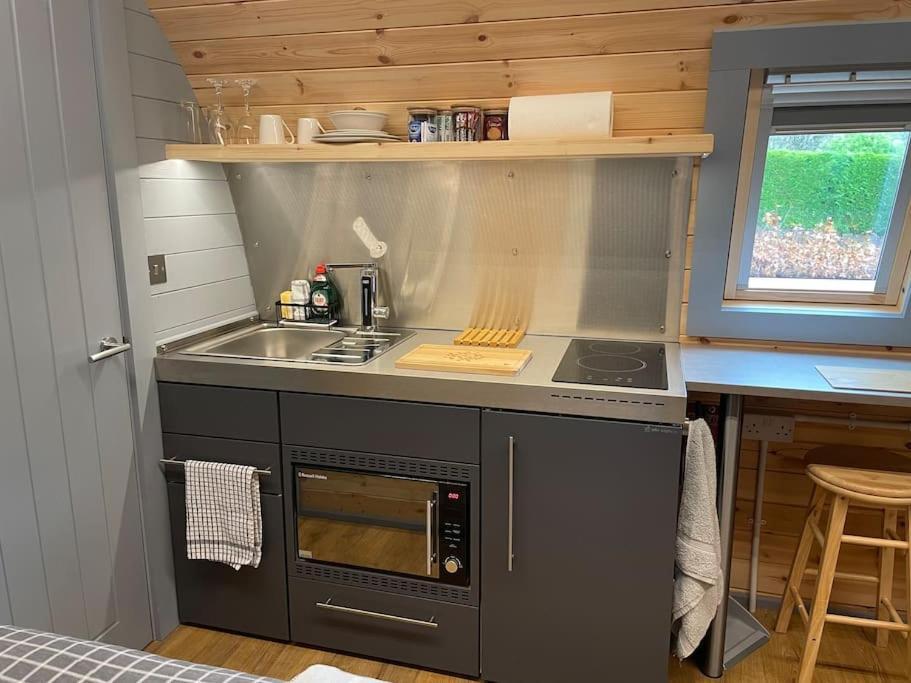Bonny Wee Snug - Pod In Spean Bridge Apartment Exterior photo